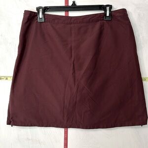 Patagonia Skort size 10 burgundy-purple